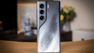 Thiết Kế và Màn Hình